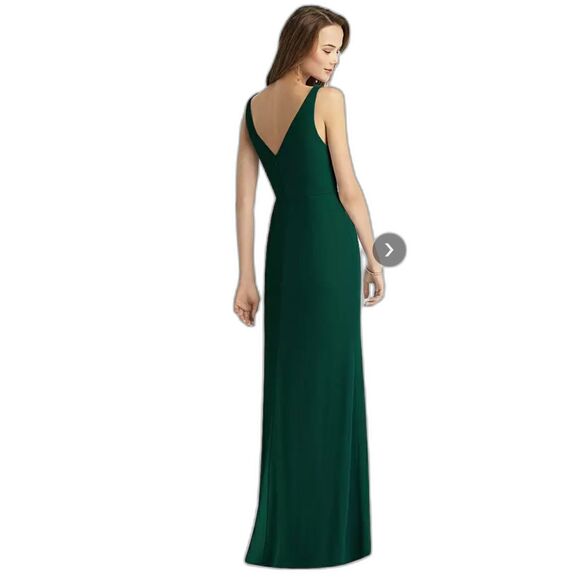 Thread Sleeveless V-Back Long Trumpet Gown in Hunter Green - Size 10 - Picture 3 of 5